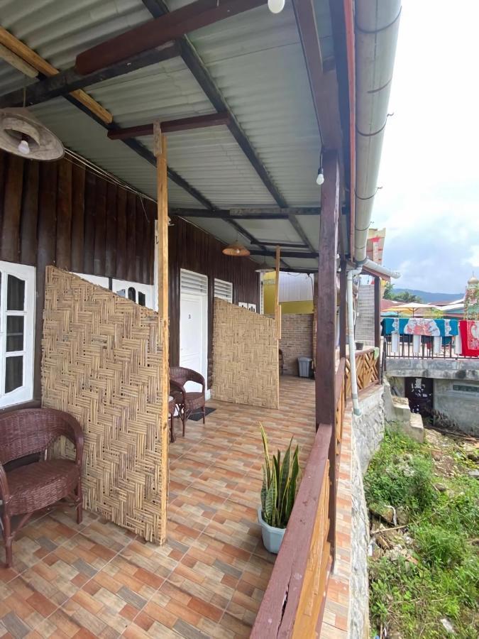 Ron'S Guest House Berastagi Backpacker Rooms 外观 照片