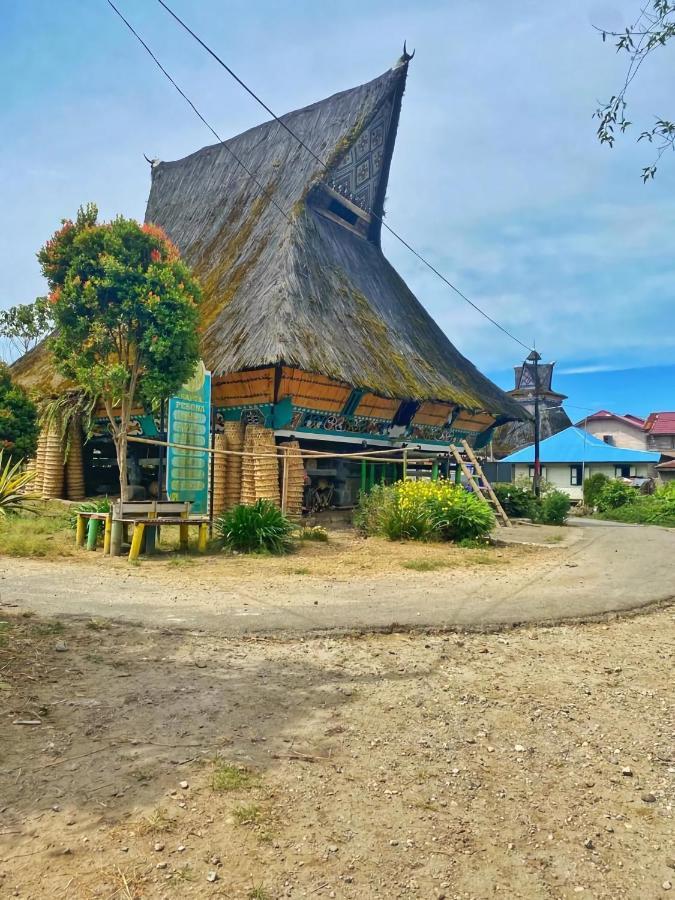 Ron'S Guest House Berastagi Backpacker Rooms 外观 照片